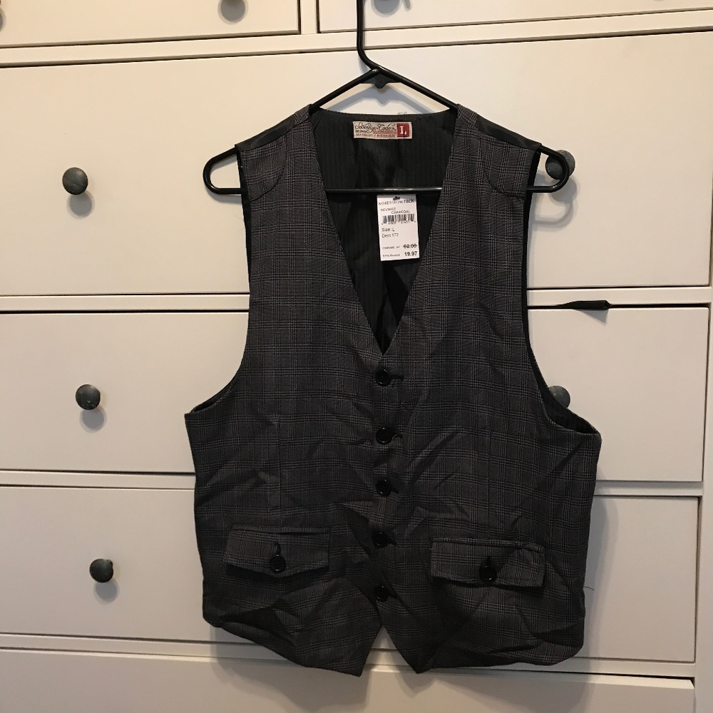 NWT Men’s Suit Vest
